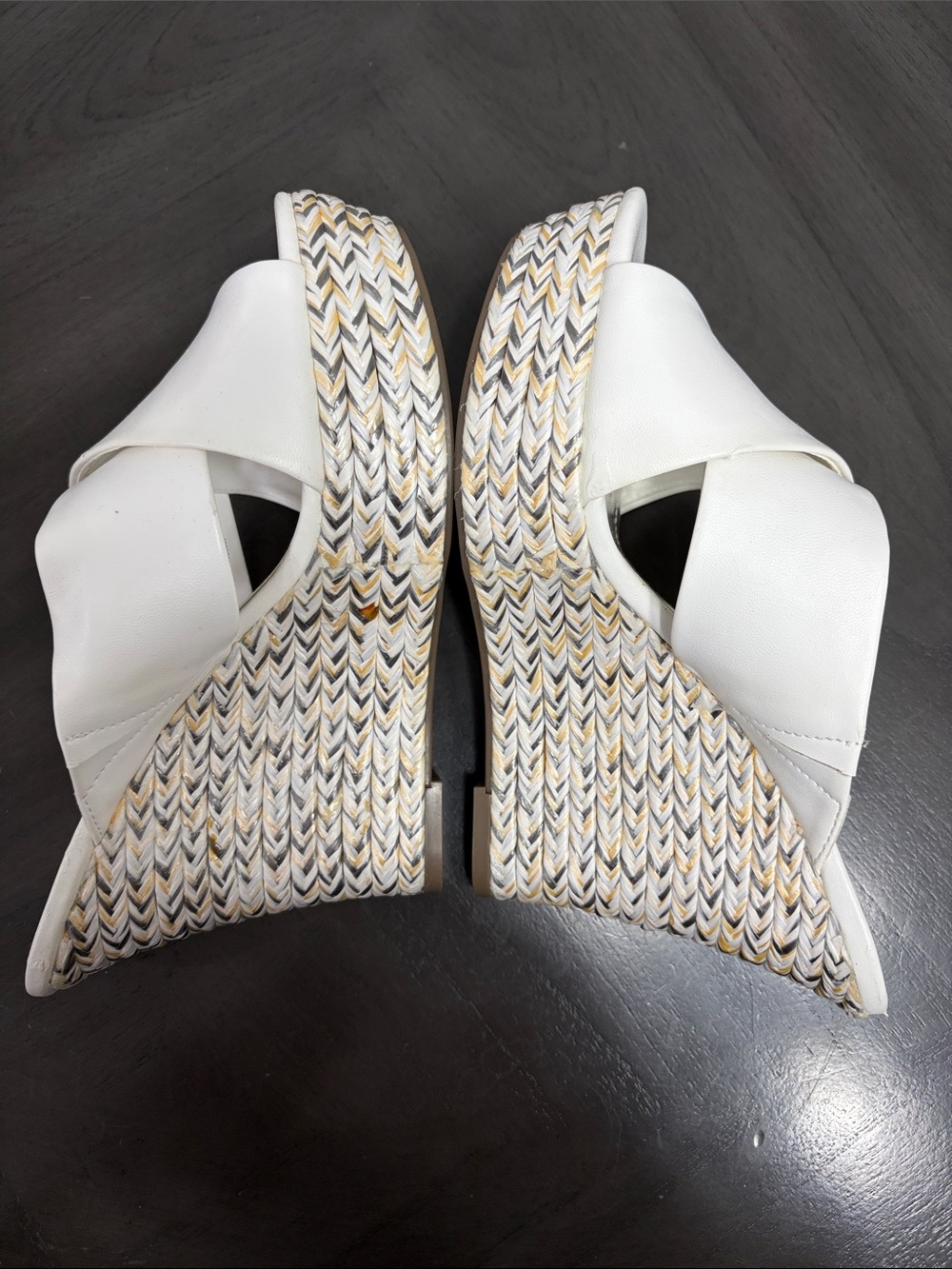 Jennifer Lopez White Open-Toe Platform Wedge Slide Sandals Espadrille Heel NWOT - Picture 2 of 6
